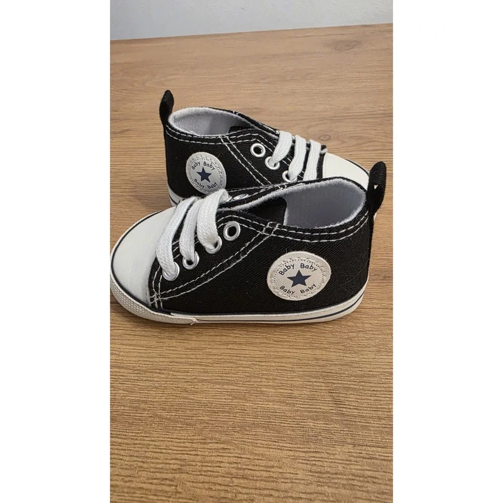 Baby Baby Black White Star Low Top Canvas Sneaker Lace Up Shoes Size 2 New